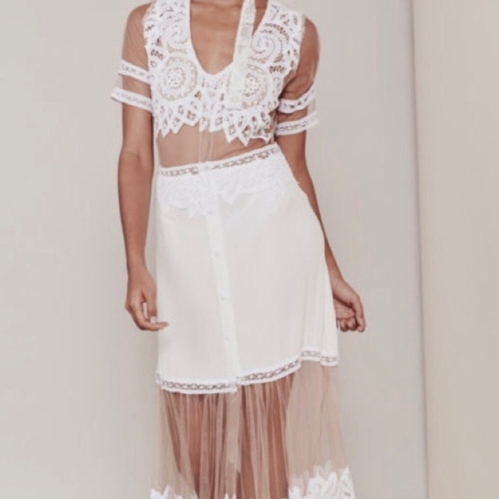 NWOT! For Love And Lemons Off White Maxi Size Small
